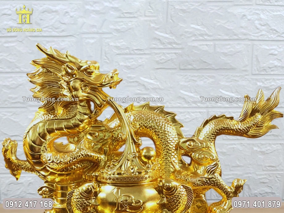 Linh vật Rồng đúc vô cùng uy nghiêm, dũng mãnh